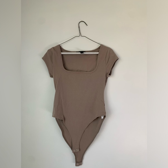 Forever 21 Tops - Forever 21 bodysuit, Size M